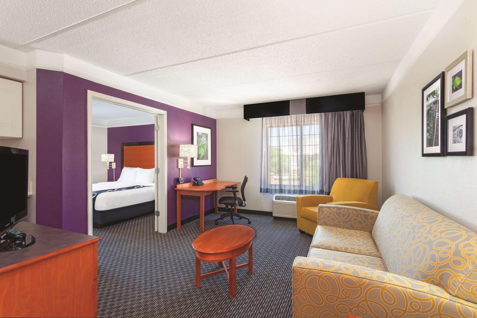 La Quinta By Wyndham Myrtle Beach Broadway Area Exterior photo