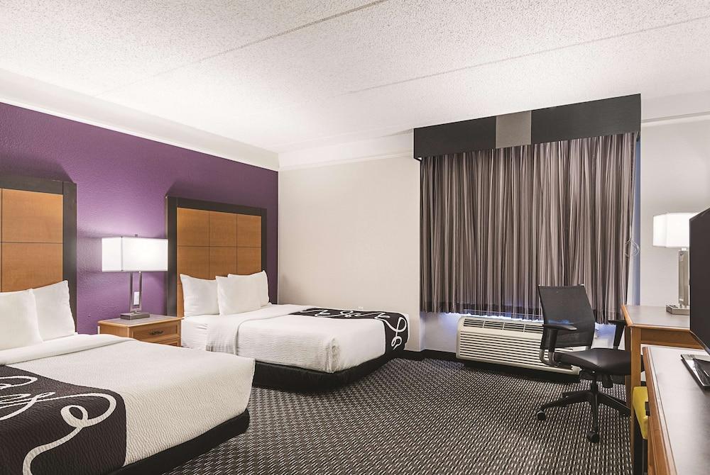 La Quinta By Wyndham Myrtle Beach Broadway Area Exterior photo