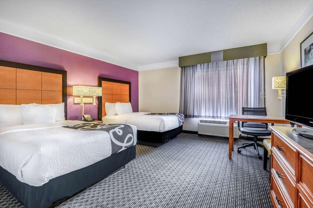 La Quinta By Wyndham Myrtle Beach Broadway Area Room photo